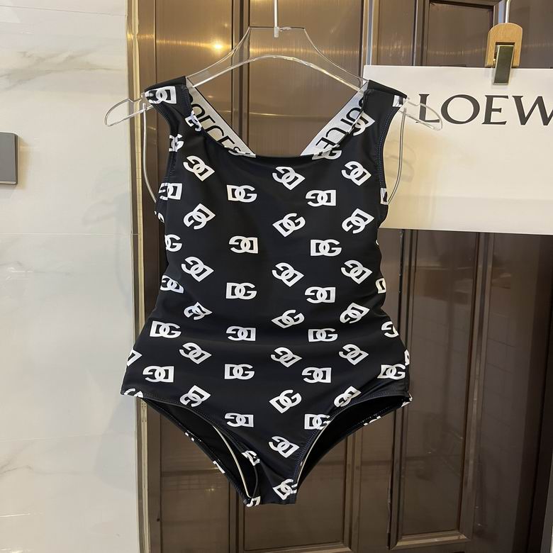 DG S-XL x03 (1)